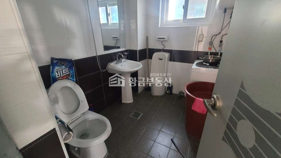 경기 화성효행구 정남면 덕절리 정남면공장임대｜약149평｜ 마당넓음, 사무실있음 월세 매물번호 10340 사진 3