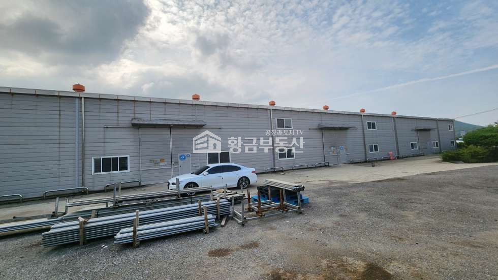 경기 화성효행구 봉담읍 덕우리 봉담읍공장임대│약326평│임대료저렴,대형차가능 월세 매물번호 10457 사진 3