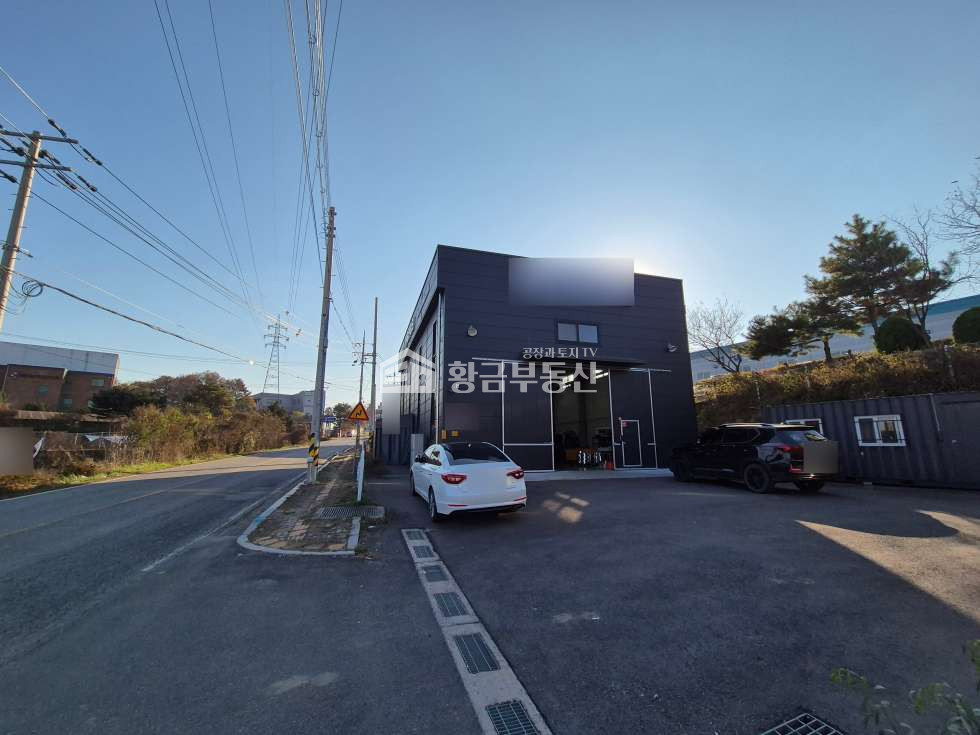 경기 화성만세구 양감면 사창리 2동 양감면공장임대│약 60평│2차선대로변 신축 단독공장, 대형트럭진입가능 월세 매물번호 10632 사진 2