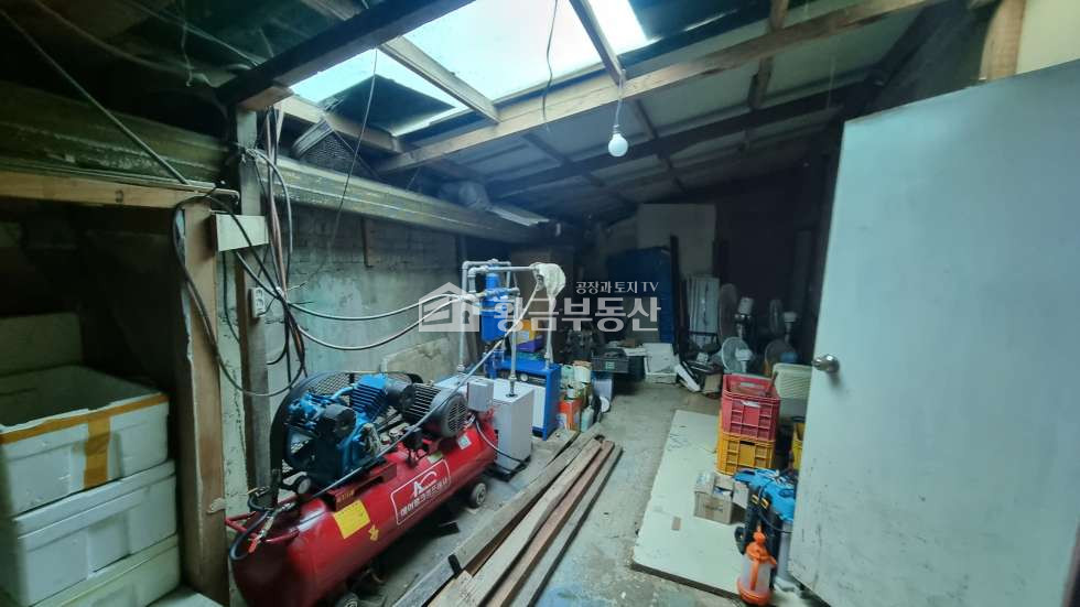 경기 화성만세구 향남읍 하길리 향남읍공장임대│약 60평 │가구공장,단독공장,민원발생소지無 월세 매물번호 10702 사진 4
