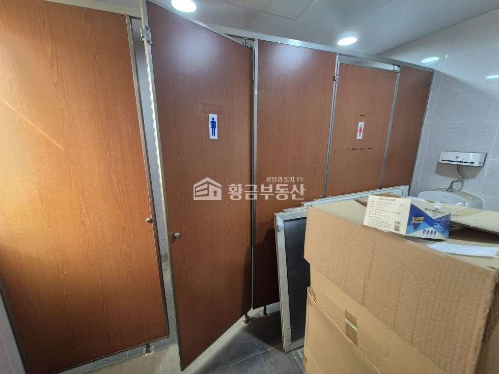 경기 화성만세구 향남읍 동오리 C동 향남읍공장임대│약182평│동오사거리 인근 1,2층 구조 공장창고, 호이스트 1톤 월세 매물번호 10477 사진 8