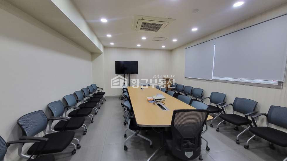 경기 수원영통구 망포동 영통구공장매매│약208평│망포역 바로앞 사옥형공장 및 임대수익가능한 건물 매매 매물번호 10729 사진 3