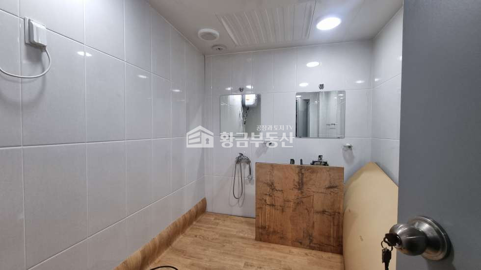 경기 화성만세구 팔탄면 고주리 팔탄면공장매매│약485평│준신축,사옥형공장,구조좋음 매매 매물번호 10789 사진 9
