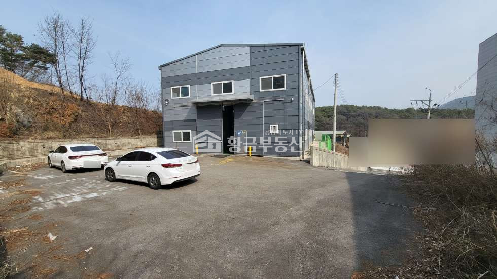 경기 화성만세구 팔탄면 구장리 1동 팔탄면공장임대｜약108평｜호이스트3톤 월세 매물번호 10213 사진 2