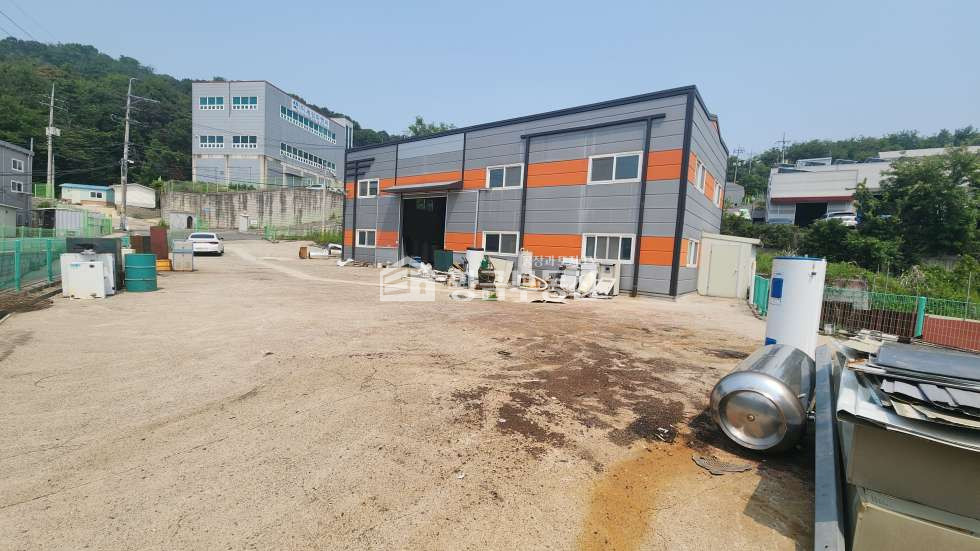경기 화성만세구 팔탄면 가재리 팔탄면공장임대│약 57평│마당넓은단독공장 월세 매물번호 10864 사진 4