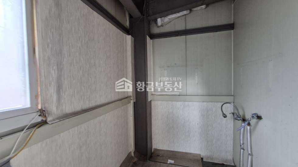 경기 평택시 서탄면 수월암리 서탄면공장임대│약75P│2차선접, 화물엘베 갖춘 2층 창고, 공장 월세 매물번호 11063 사진 10