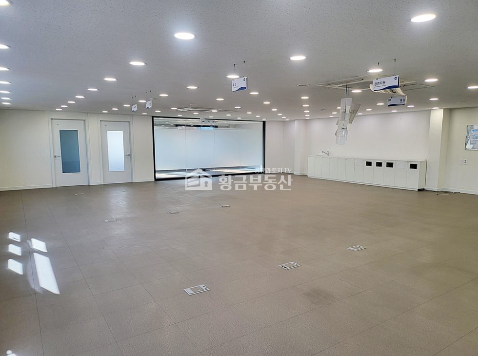 경기 화성병점구 진안동 진안동공장임대│약216p│사옥추천 월세 매물번호 11074 사진 6