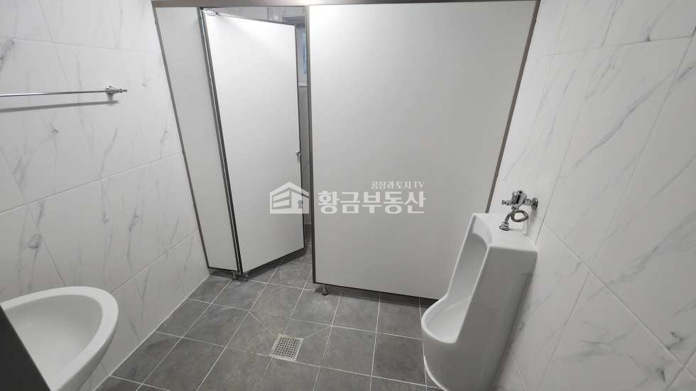 경기 화성효행구 봉담읍 하가등리 화성봉담공장매매 60평 마당넓음 매매 매물번호 10045 사진 10
