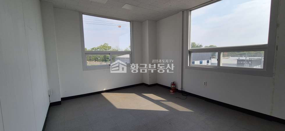 경기 화성만세구 장안면 수촌리 1동 장안│약183평 │신축 공장매매, 마당넓은 단독공 매매 매물번호 11237 사진 12