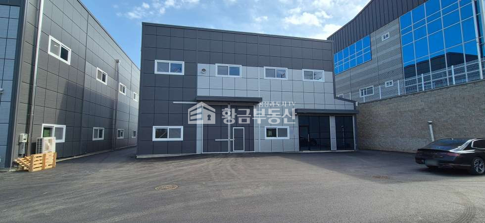 경기 화성만세구 향남읍 화리현리 향남│약127평 │마당넓은 신축공장 월세 매물번호 11247 사진 2