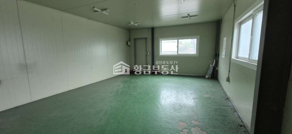 경기 화성만세구 향남읍 송곡리 1동 향남│약60평│1종 ,2차선접 마당넓은 단독 월세 매물번호 11299 사진 13